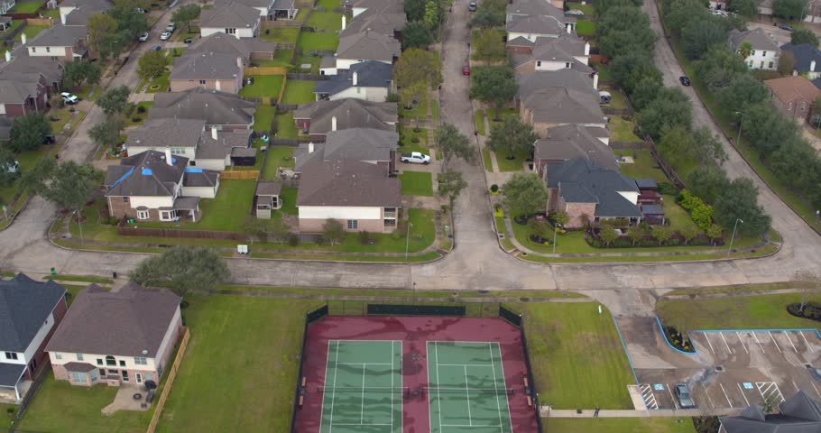 Birds eye view of of Missouri City suburban homes just outside Houston