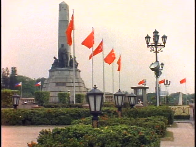 MANILA, 1999, Manila War Memorial, wide shot