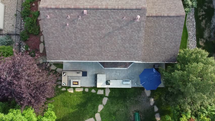Outdoor Kitchen on paver patio