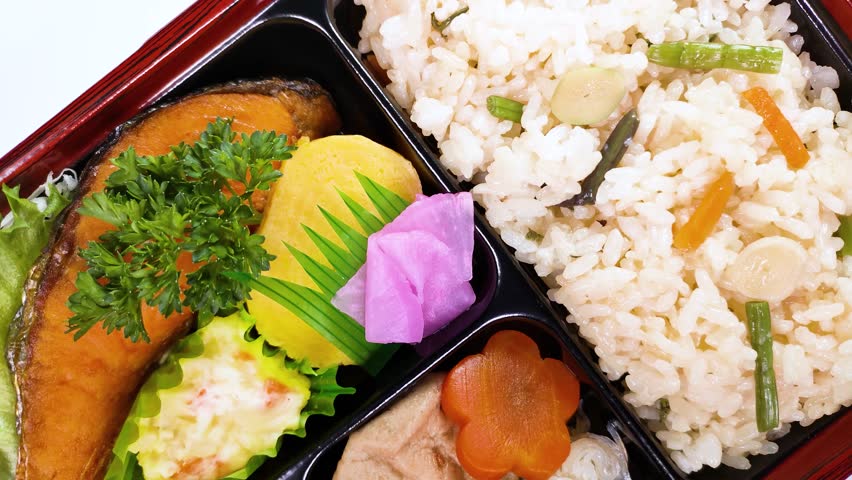 Wild vegetable rice lunch box rotating