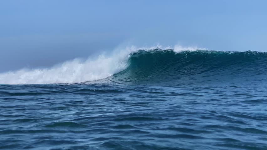 Video of powerful wave in the Indian Ocean. High quality 4k footage