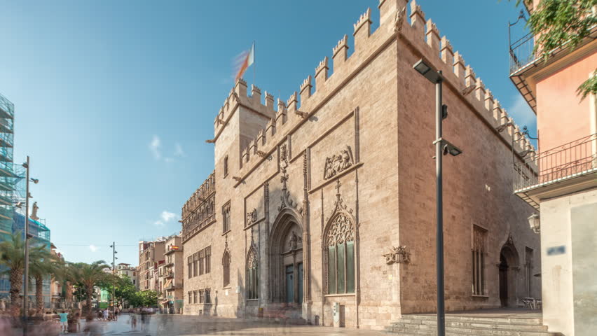 Lonja de la Seda (Silk Exchange) timelapse hyperlapse in Valencia