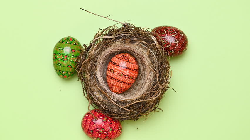 bird nest with easter eggs