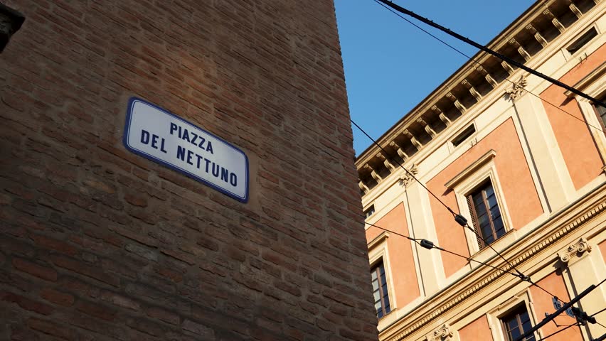 Close up view of the Piazza Del Nettuno sign from a good angle