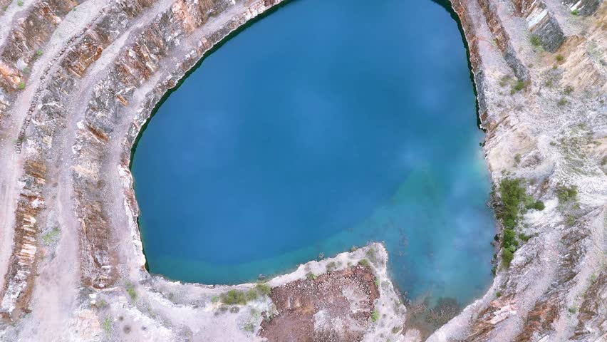 The Mary Kathleen open-cut uranium mine, which operated between 1956 and 1963 and again between 1975 and 1982. It produced millions of tonnes of uranium ore, one of Australia’s oldest mines.