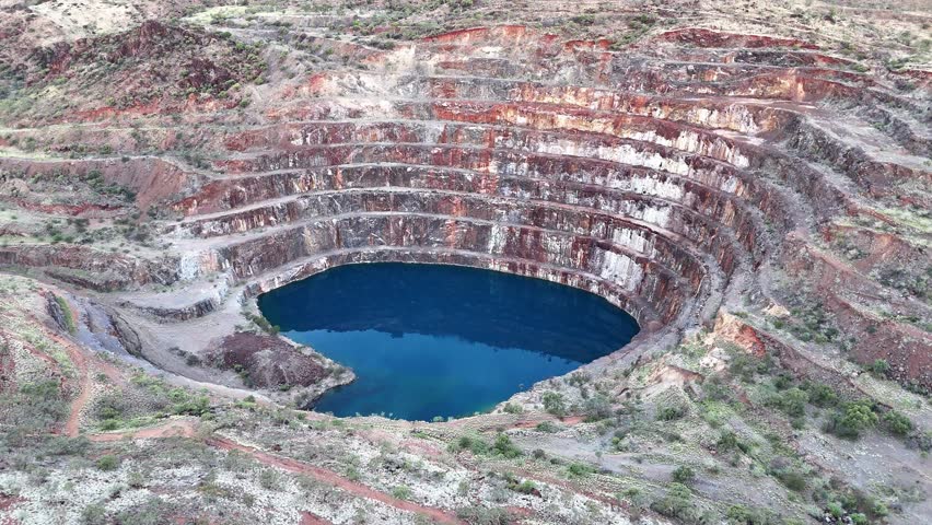 The Mary Kathleen open-cut uranium mine, which operated between 1956 and 1963 and again between 1975 and 1982. It produced millions of tonnes of uranium ore, one of Australia’s oldest mines.