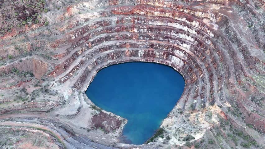 The Mary Kathleen open-cut uranium mine, which operated between 1956 and 1963 and again between 1975 and 1982. It produced millions of tonnes of uranium ore, one of Australia’s oldest mines.