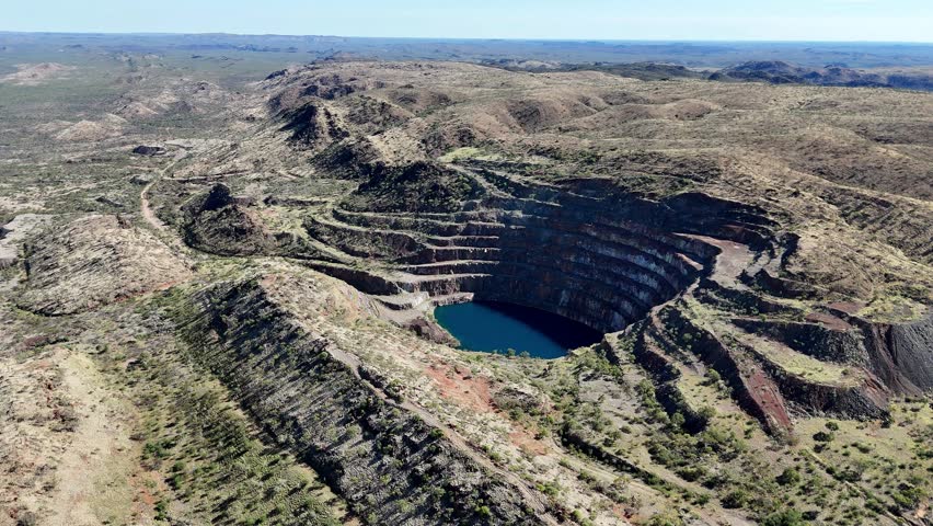 The Mary Kathleen open-cut uranium mine, which operated between 1956 and 1963 and again between 1975 and 1982. It produced millions of tonnes of uranium ore, one of Australia’s oldest mines.