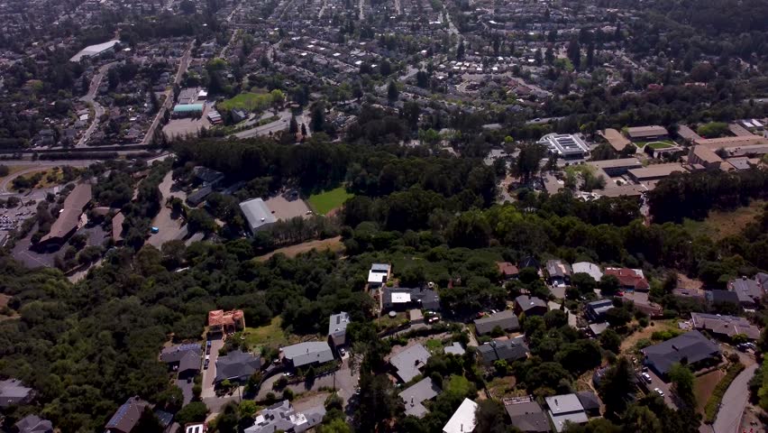A 4k aerial video of Oakland, California, and the rest of the Bay Area with an upward pan.