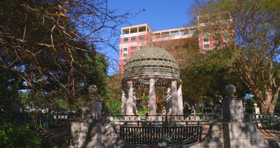 Establishing shot of the Mecom Rockwell Colonnade monument area in the Houston museum District