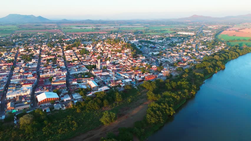 Old Mexican town in the state of Nayarit surrounded by the Santiago River