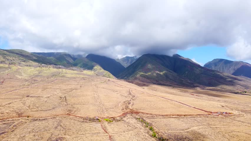 An cinematic video of the lush mountain ridges over Lahaina, Hawaii. West Maui Natural Area Reserve.