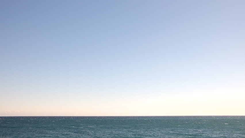 Clear and windy horizon and blue sky on a winter day_24fps