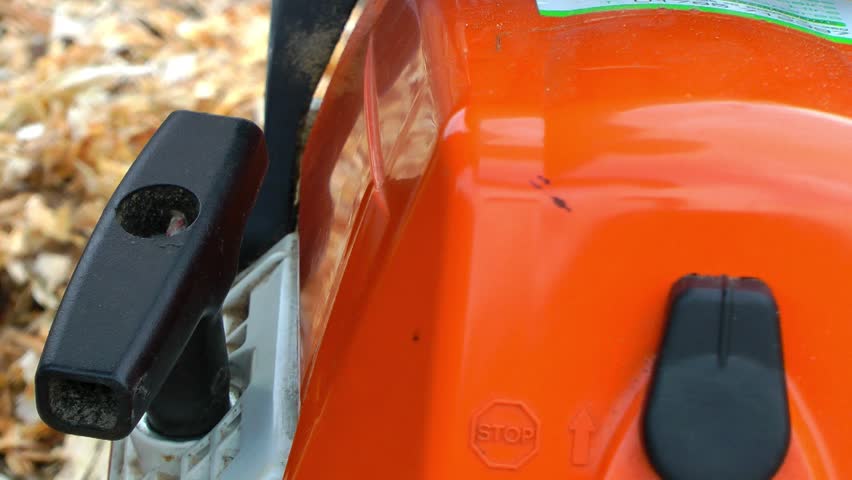 Chainsaw Starting - Close Up