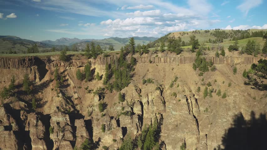 Flood of fire, yellowstone, River canyons expose the landscape