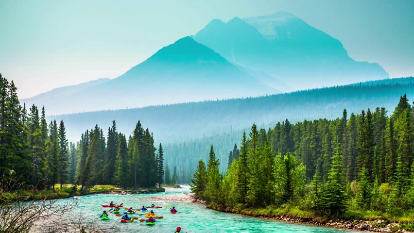 Discovering Lake Minnewanka – A Scenic Gem in Banff National Park, Alberta