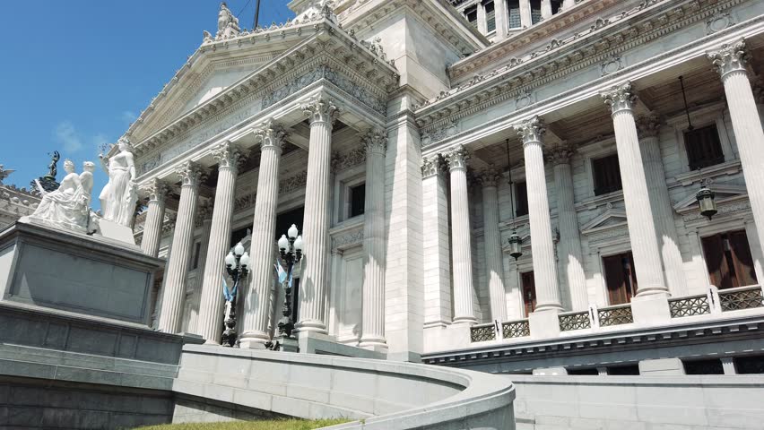 Architecture of Argentine National congress, Flag over skyline in Buenos Aires city historic center