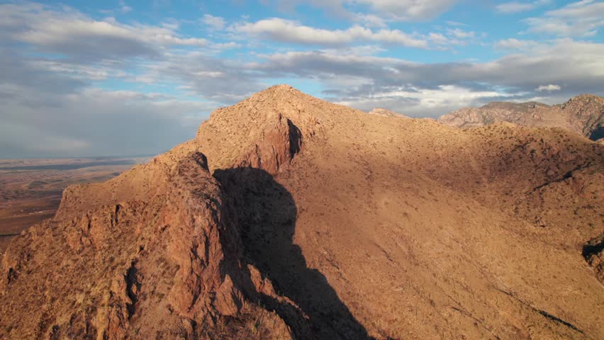 Calm aerial of beautiful desert peaks in the Catalina Foothills, Tucson, Arizona, 4K