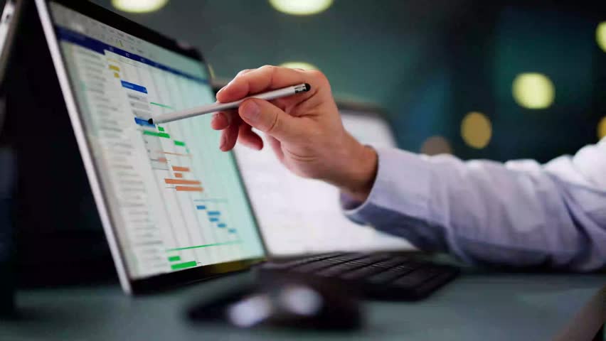 Project Management Software And Business Plan Schedule In Office