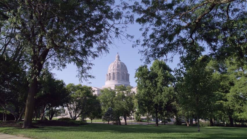 Experience the beauty of Jefferson City