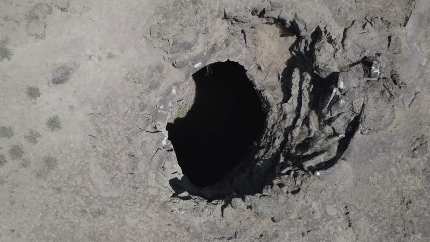 Tea Kettle Cave in Idaho