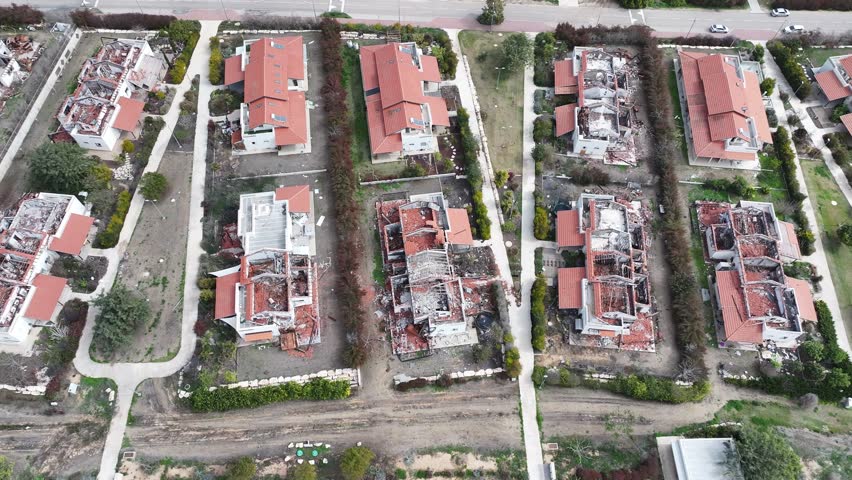 Aerial View of Destruction in Kibbutz Be’eri
A heartbreaking aerial view of Kibbutz Be’eri showing widespread destruction following the October 7th attack. The burned and shattered homes reflect the