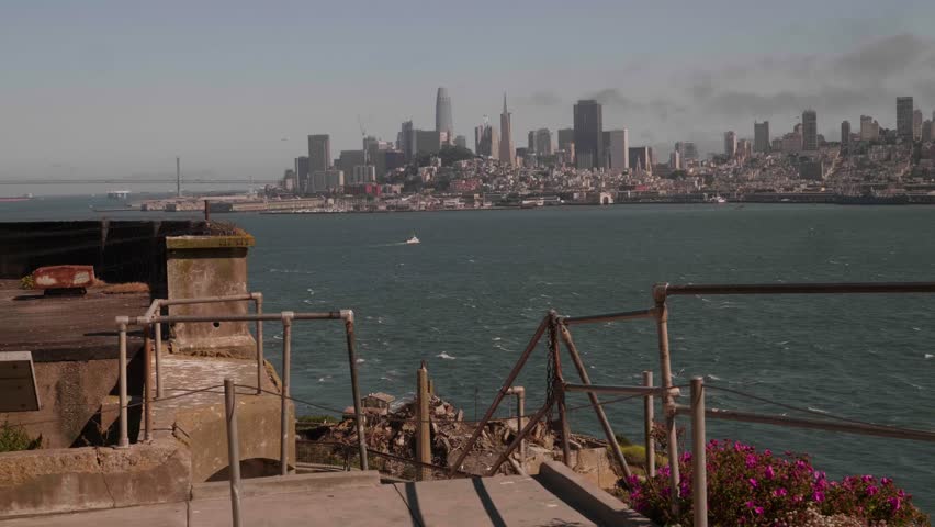 A day trip to Alcatraz, Outside view. San Francisco