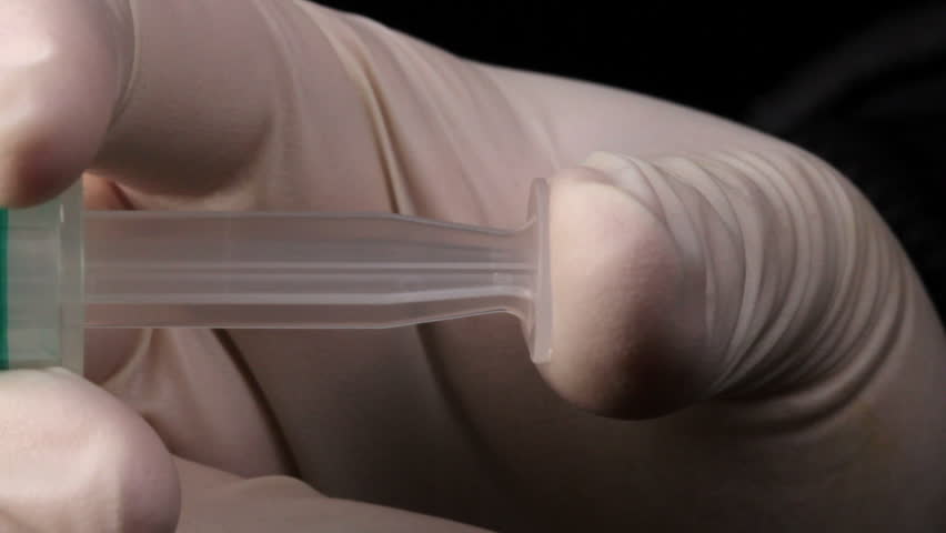 Injectable syringe
