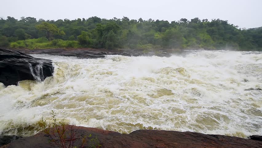 Murchison Falls, also known as Kabalega Falls, at the apex of Lake Albert on the Victoria Nile in Uganda