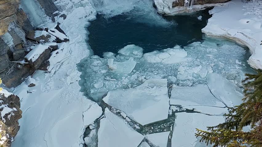 Lower Sunwapta Falls, Jasper National Park, Alberta, Canada