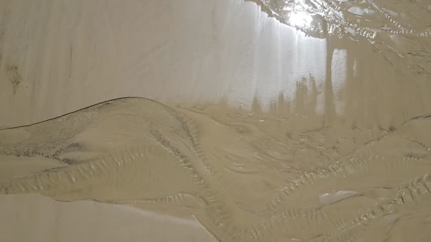 Drone shot: Driving on Fraser Island, Australia