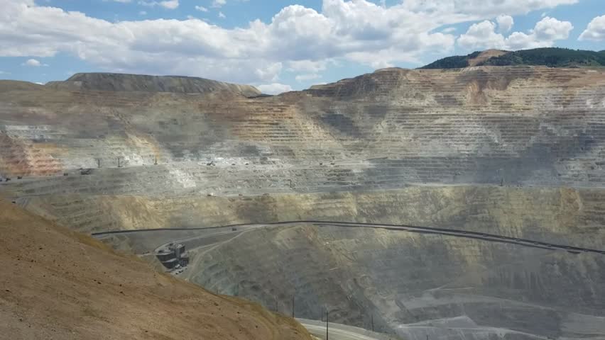 Open Pit Copper Mine In Utah