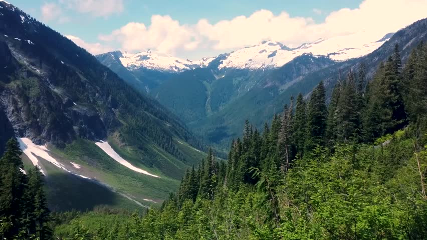 North Cascades National Park in northern Washington State. wilderness of conifer-clad mountains, glaciers and lakes. 
