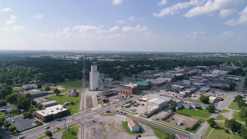 Small Town Drone Flyover - Broken Arrow, Oklahoma, USA