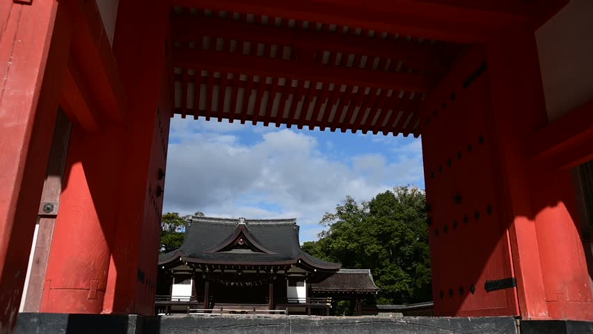 Tongu of Iwashimizu Hachiman Shrine in autumn (Yawata, Kyoto, 2024, Dec.)