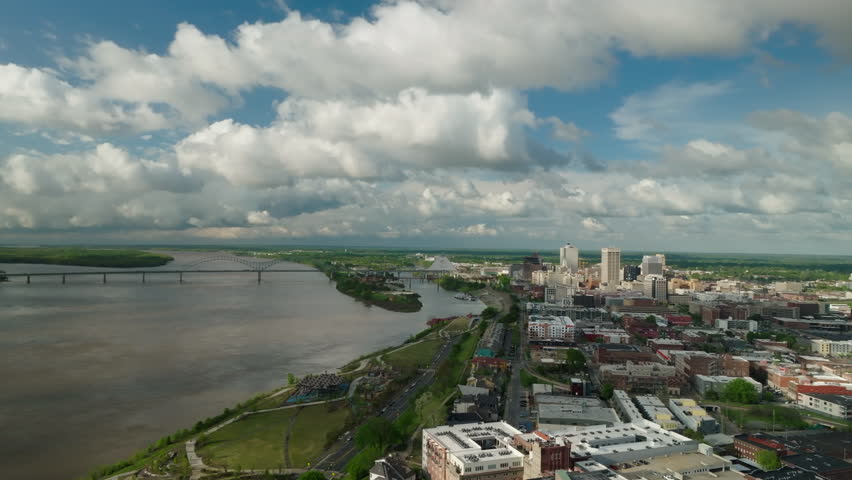 Aerial Panning Shot Of Walnut Street Bridge In Residential City Under Cloudy Sky - Memphis, Tennessee