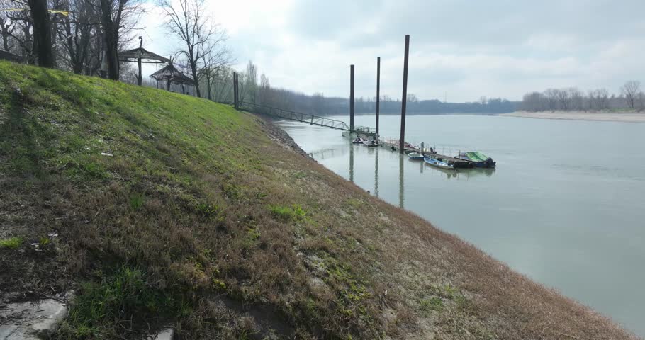 THE GREAT RIVER PO BETWEEN EMILIA AND LOMBARDY IN ITALY