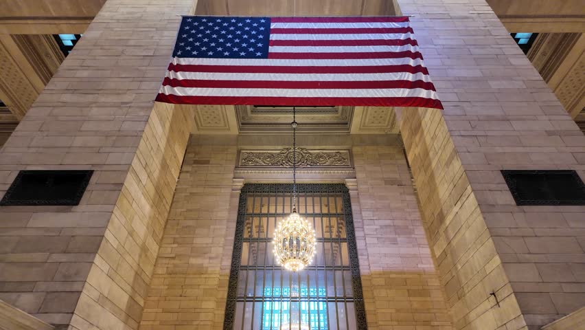 Grand Central Station in New York showcases iconic architecture and bustling city life