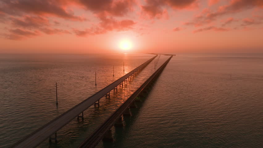 Embark on an adventure along the stunning Overseas Highway ending in picturesque Key West, Florida. Its ideal for an unforgettable road trip filled with beautiful sights