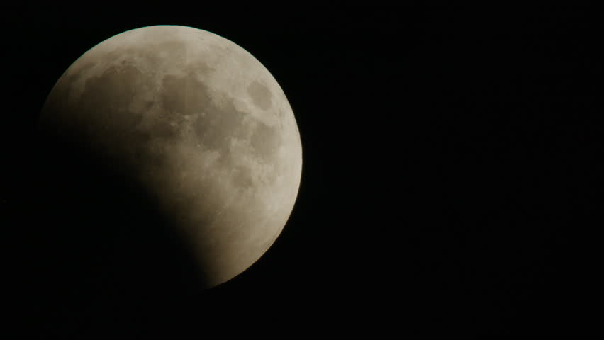 Movement of the full Moon across the sky during the Lunar Eclipse on March 14, 2025. The shadow from the Earth falls on the disk of the Moon.