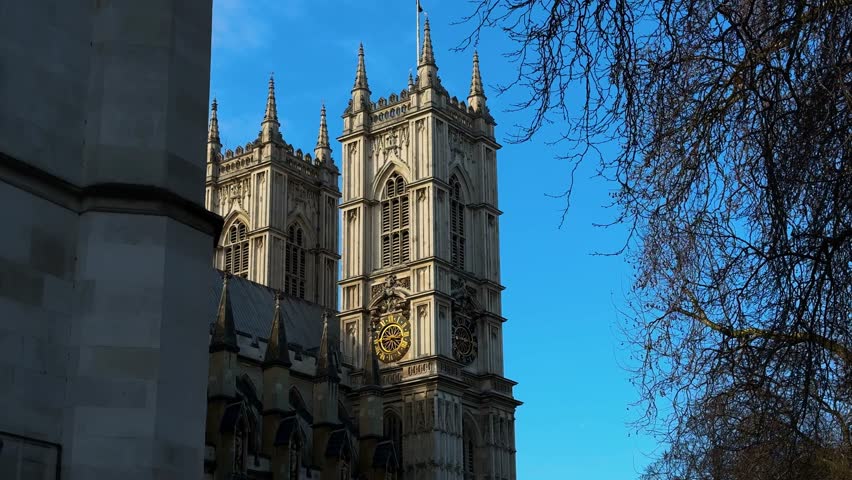 Westminster Abbey, London’s iconic Gothic cathedral, famous for its stunning architecture, intricate stonework, royal coronations, historic significance, and centuries of British heritage.