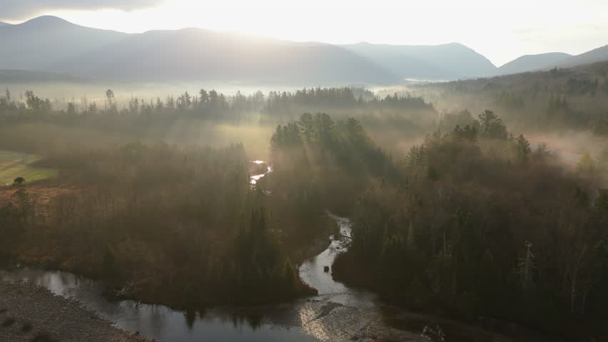 Discover the stunning and breathtaking fall colors at Mount Washington, New Hampshire, where you can capture the vibrant foliage and the serene landscapes that define autumns incredible beauty