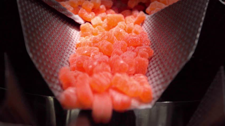 Manufacturing process of vitamins supplement orange gummy bears
