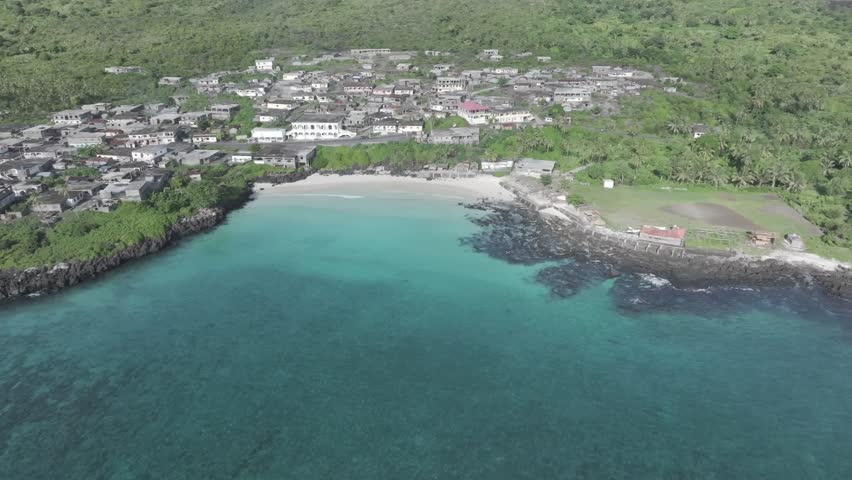 Comoros - Grande Comore - Chomoni - long rotation around the beach