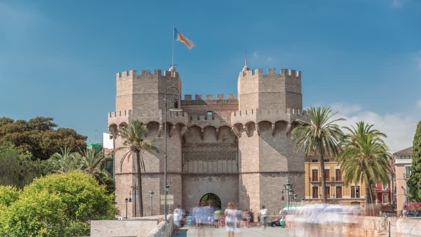 Serrans Towers (Torres de Serranos) timelapse hyperlapse in Valencia, Spain. A grand medieval gate from the city