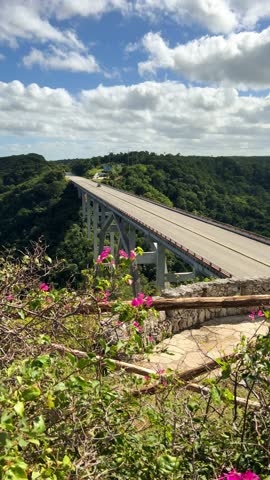 The Bacunayagua Bridge is a landmark of the Island of Freedom, connecting two parts of the Via Blanca highway. View from the Bacunayagua observation deck on the main Havana-Varadero road. Cuba