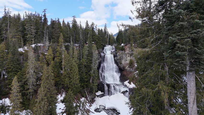 Front view of Alexander Falls waterfall on Sea 2 Sky highway near Squamish.