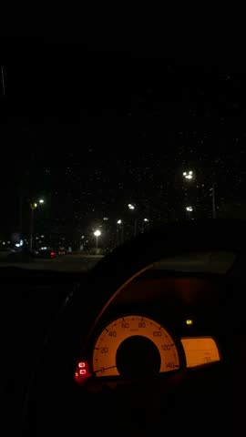 Moments capture late night vibes and wheather is very beautiful slow slow rain very crazy moment 