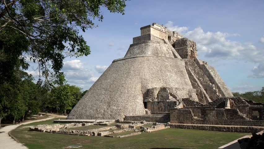 Panoramic view around ancient historical symbol pyramid of Mayas culture in summer suuny day