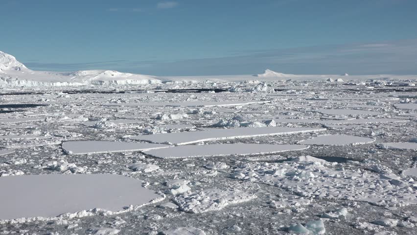 Glacial landscapes in Antarctica are rapidly changing as rising temperatures cause significant melting of ice. This powerful transformation poses serious threats to global ecosystems.